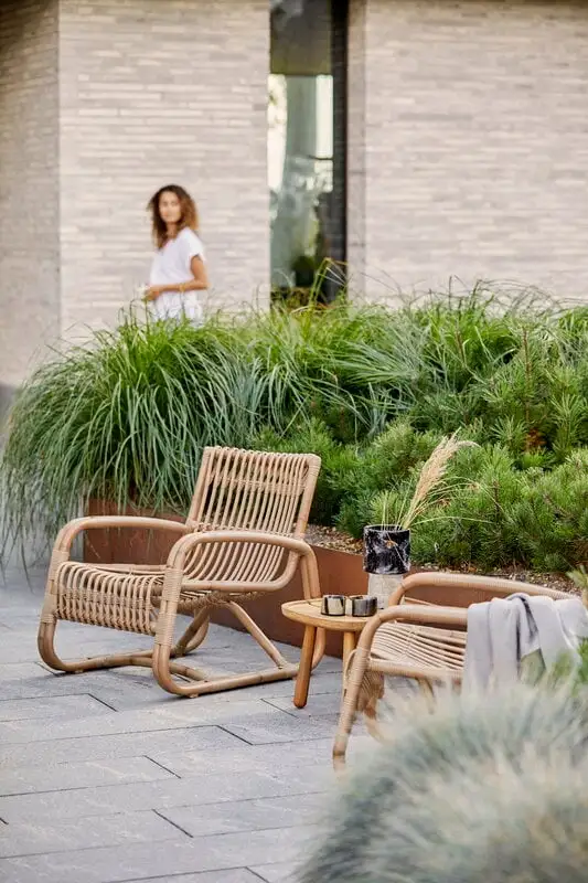 Cane-line Curve Lounge Chair, Natural 4 Cane-line Curve Lounge Chair, Natural - Image 2