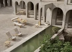 Carl Hansen & Søn BM3670 Table, Teak -Outdoor textiles Sales BM1771 teak BM1871 teak cushion BM deck chair series