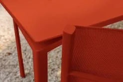 Fermob Calvi Table 195 X 95 Cm, Red Ochre 9 Fermob Calvi Table 195 X 95 Cm, Red Ochre -Outdoor textiles Sales CALVI CADIZ GRIS ARGILE MONTELIMAR VISUEL2021 AURELIE LECUYER RO 1