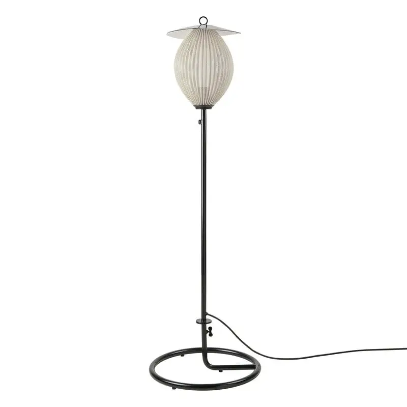 GUBI Satellite Outdoor Floor Lamp, Black - Cream White 6 GUBI Satellite Outdoor Floor Lamp, Black - Cream White - Image 4
