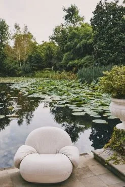 GUBI Pacha Outdoor Lounge Chair With Armrest, Swivel Base, Lorkey 40 -Outdoor textiles Sales Gubi Goes Al Fresco Pacha