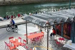 Fermob Bistro Table, 97 X 57 Cm, Poppy 9 Fermob Bistro Table, 97 X 57 Cm, Poppy -Outdoor textiles Sales LUXEMBOURG BISTRO ROSE PRALINE CAPUCINE COQUELICOT DECLARATION ALBUM2022 PHILIPPE LEVY