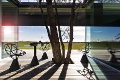 Magis Table_One Bistrot Table, 79 Cm, Black 9 Magis Table_One Bistrot Table, 79 Cm, Black -Outdoor textiles Sales Magis table one bistrot ambient multi TV449 TV432 TV446 black black 01 hr