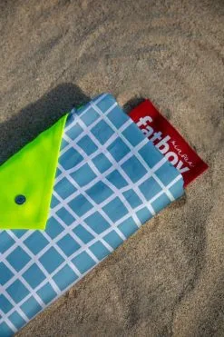 Fatboy Miasun Venice Beach Tent 13 Fatboy Miasun Venice Beach Tent -Outdoor textiles Sales Miasun Veuve Clicquot Mock up envelop 105395