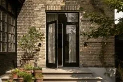 Nuura Liila Outdoor Wall Lamp, Black - Optic Clear -Outdoor textiles Sales NUURA outdoor3096