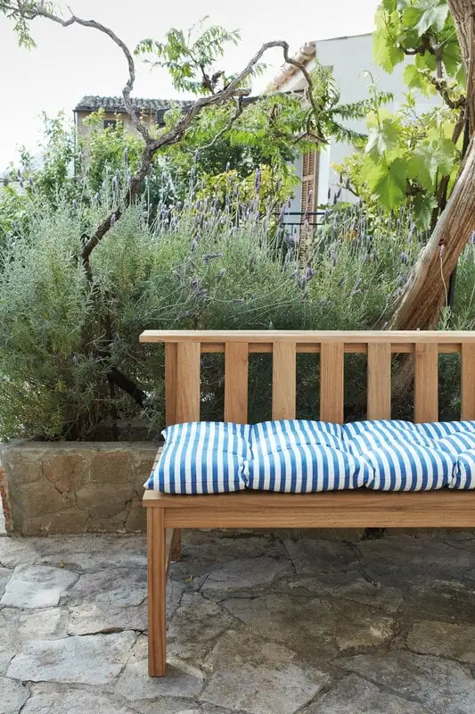 Skagerak Barriere Outdoor Cushion, 125 X 43 Cm, Sea Blue Stripe 6 Skagerak Barriere Outdoor Cushion, 125 X 43 Cm, Sea Blue Stripe - Image 4