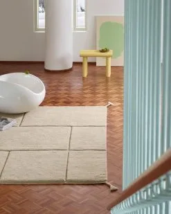 Eero Aarnio Originals Pastil Chair, White -Outdoor textiles Sales line 01 wool shaggy rug interior winter full